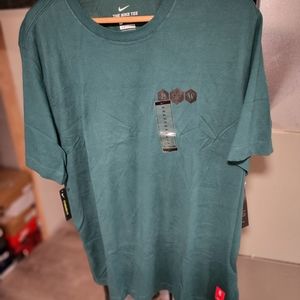 SIZE XL GREEN NIKE KYRIE IRVING DRI FIT TEE